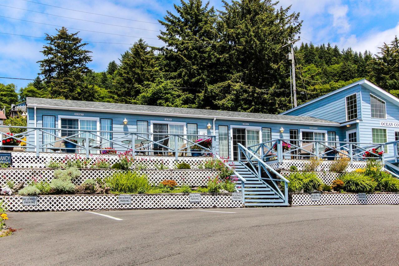 Ocean Cove Inn Yachats Exterior photo
